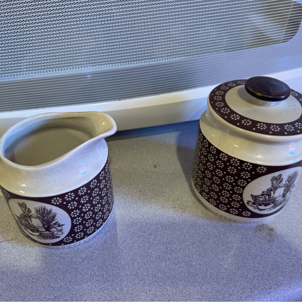 Vintage Enesco Country Kitchen Brown Floral Ceramic Sugar and Creamer Set 1978